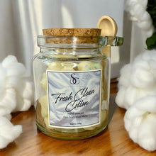 Load image into Gallery viewer, Wax Melt scoopies in Glass Jar with Spoon in Fresh Clean Cotton Scent
