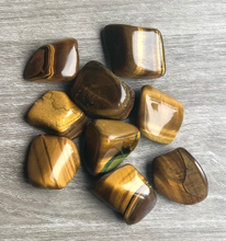 Load image into Gallery viewer, Tigers eye Healing Crystal Tumblestone
